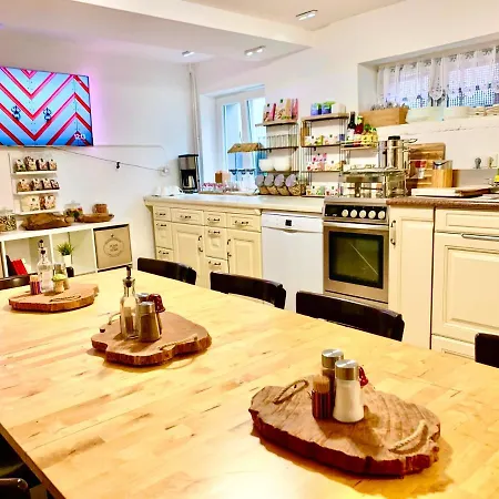 New Hostel Berlin Mitte - Free Tea And Coffee Are Provided Around The Clock-3